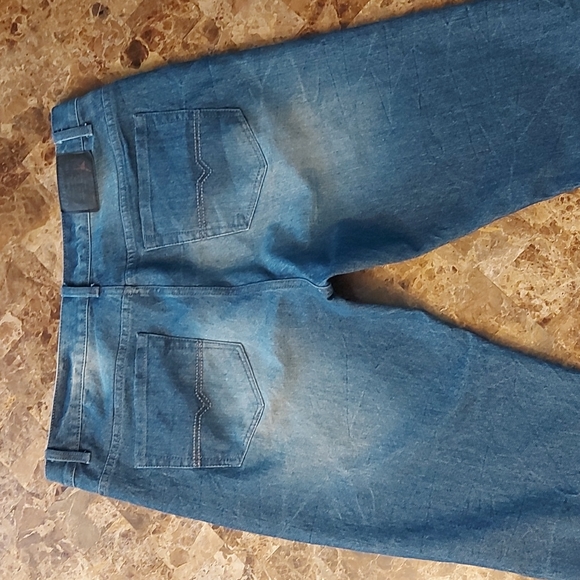 Vintage Genes slim fit jean, size 38x32, EUC - Picture 5 of 7